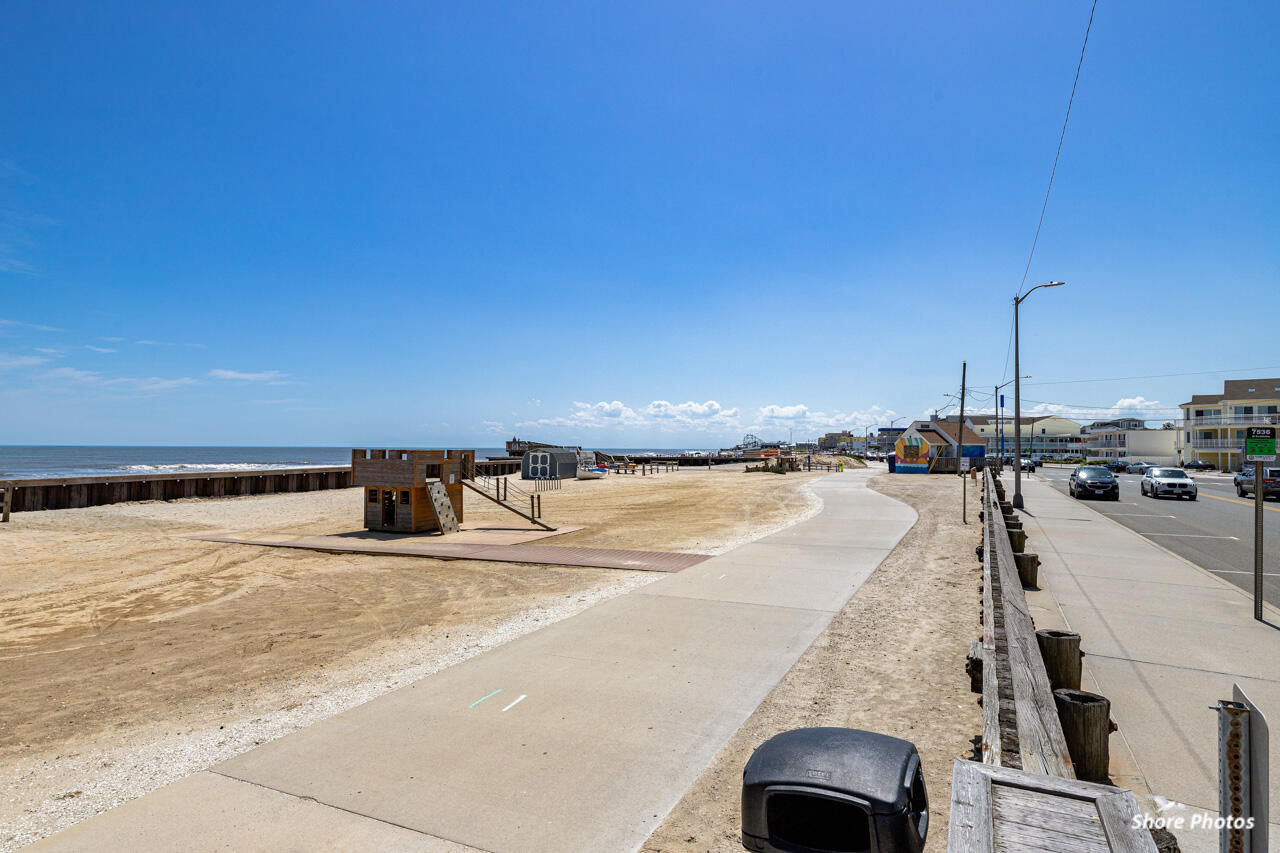 500 Kennedy Blvd 425427 North Wildwood, NJ Long & Foster Vacation