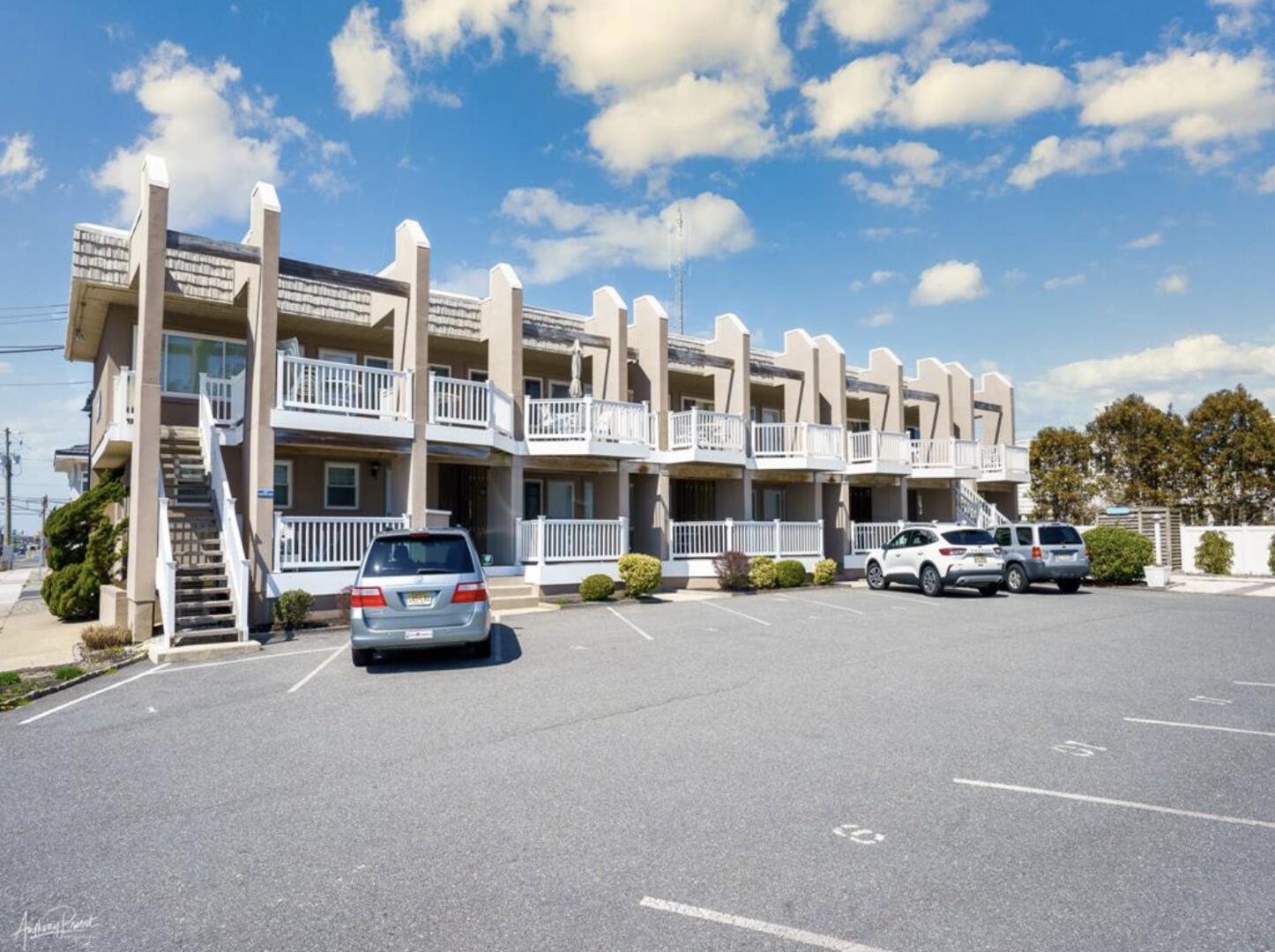 Long & Foster Vacation Rentals-162 96th Street, Unit 10-image-1
