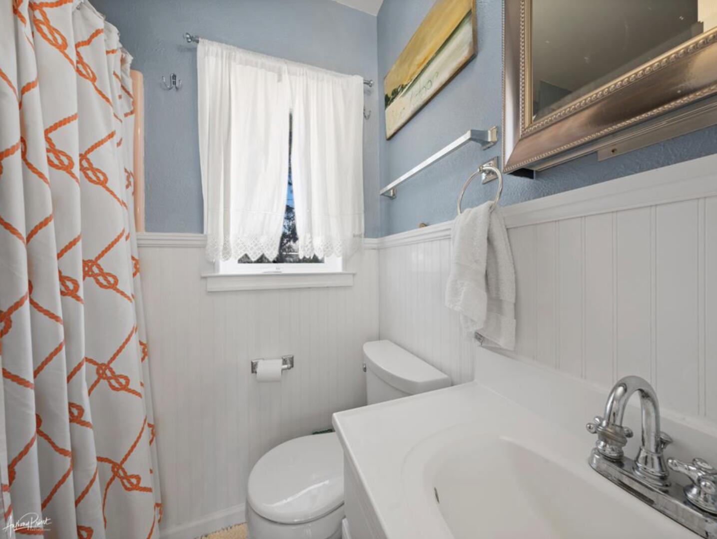 162 96th Street, Unit 10 Stone Harbor, NJ Long & Foster Vacation