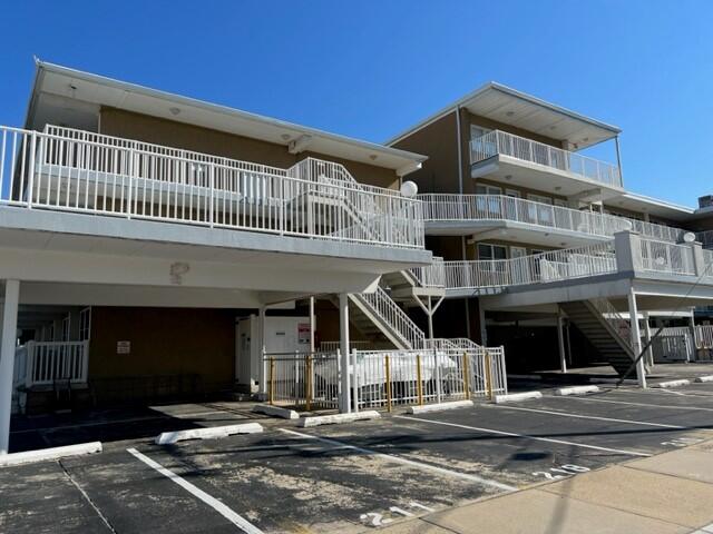 Long & Foster Vacation Rentals-8401 Atlantic Avenue Unit 303-image-1