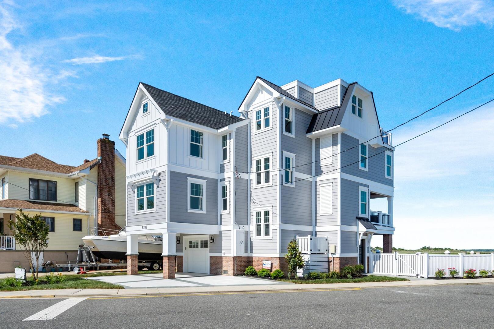 Long & Foster Vacation Rentals-5800 Lake Road-image-1
