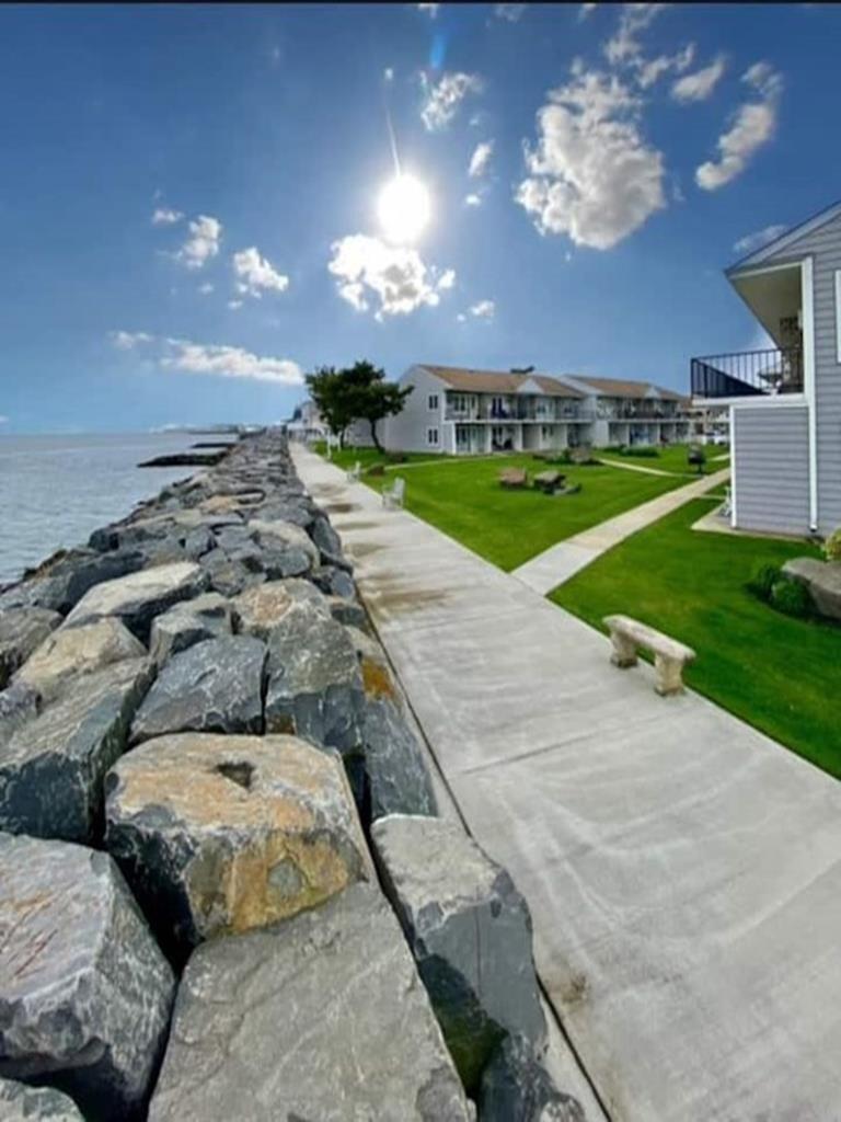 Long & Foster Vacation Rentals-202 East Marina Court-image-1