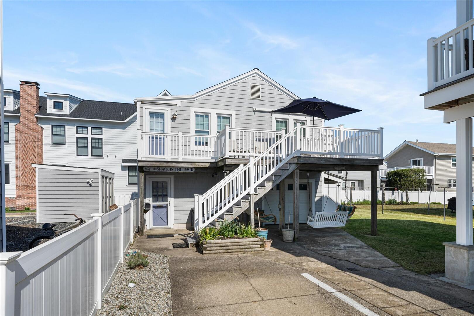 Long & Foster Vacation Rentals-8923 Second Ave-image-1