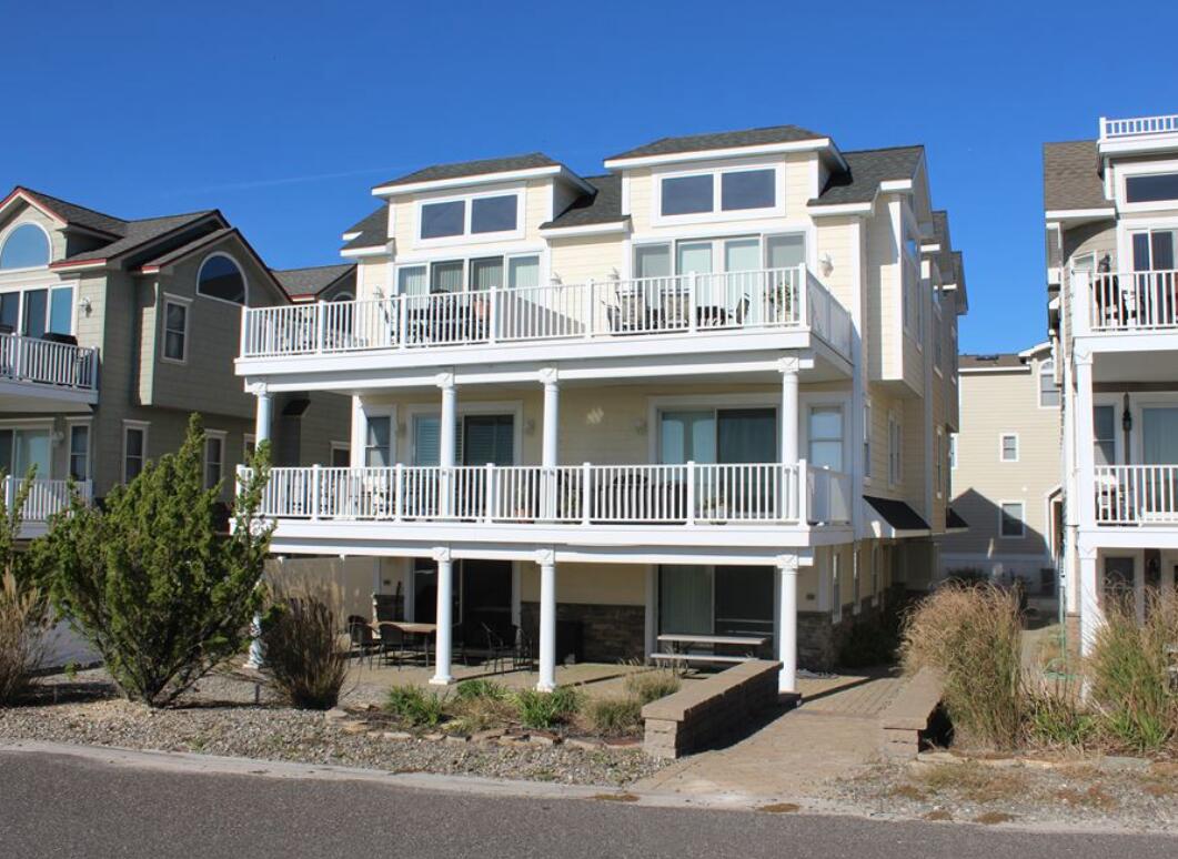 3204 Boardwalk North | Sea Isle City, NJ | Long & Foster Vacation