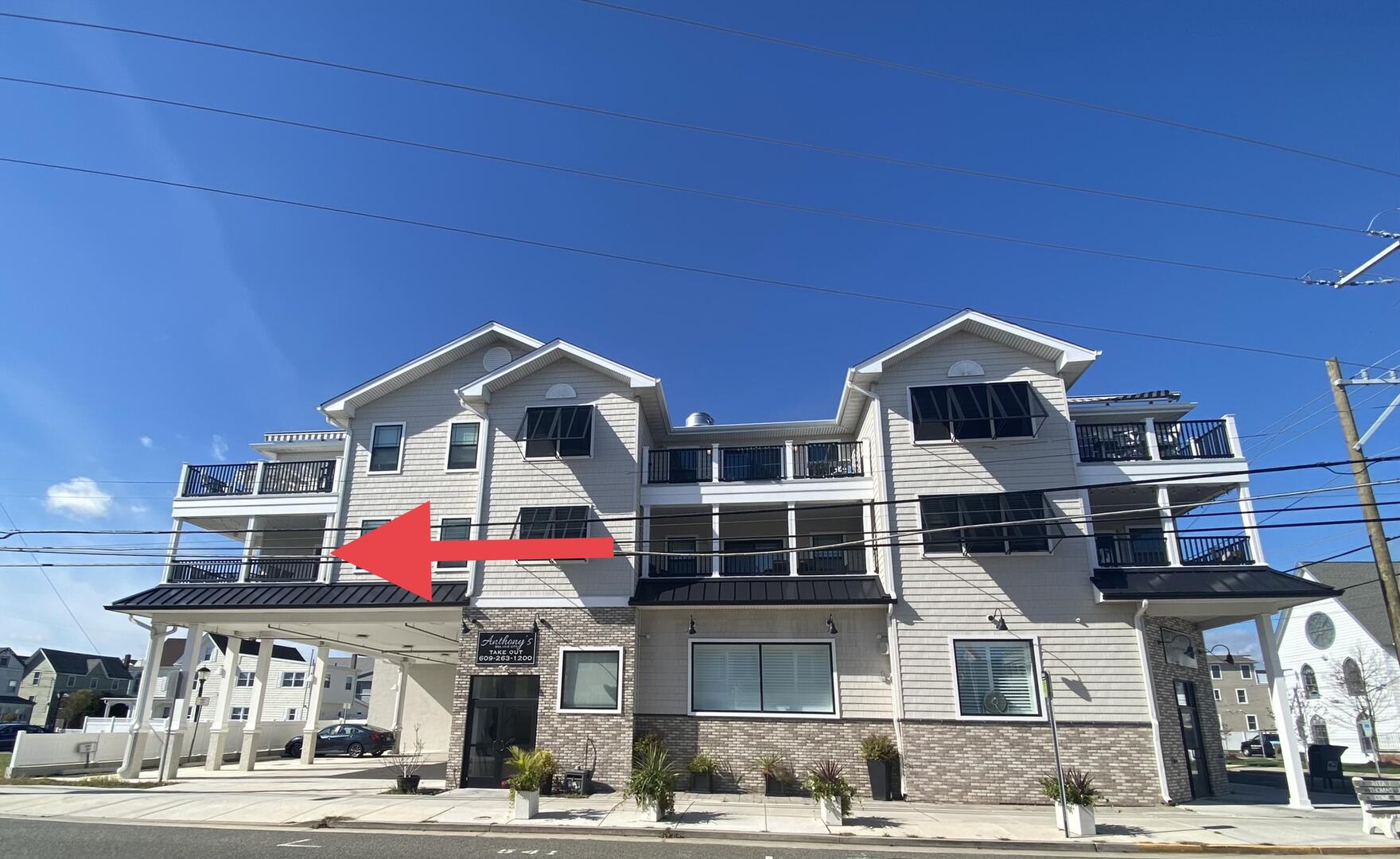 Long & Foster Vacation Rentals-4400 Landis Avenue #203-image-1