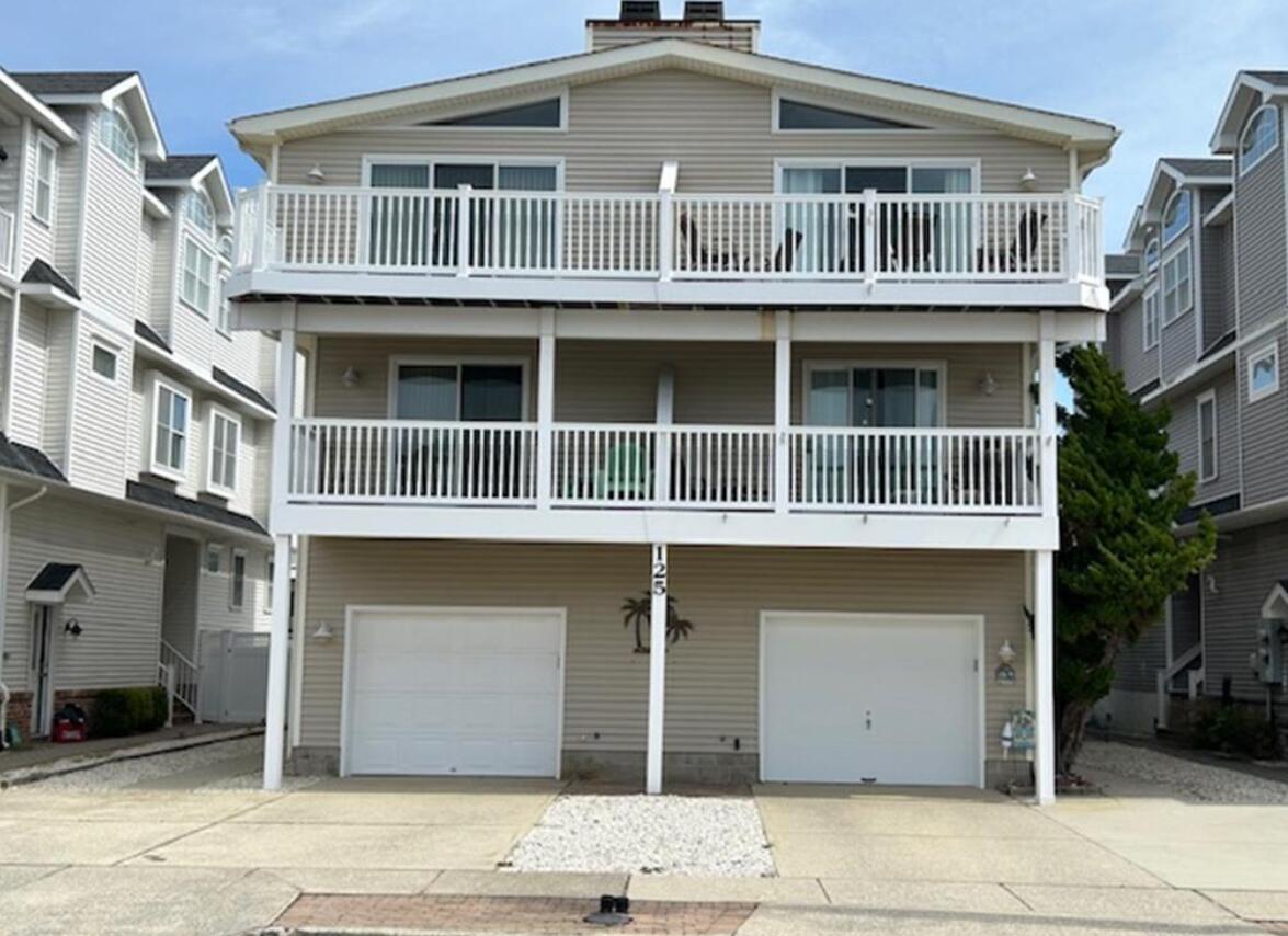 125 66th Street East | Sea Isle City, NJ | Long & Foster Vacation