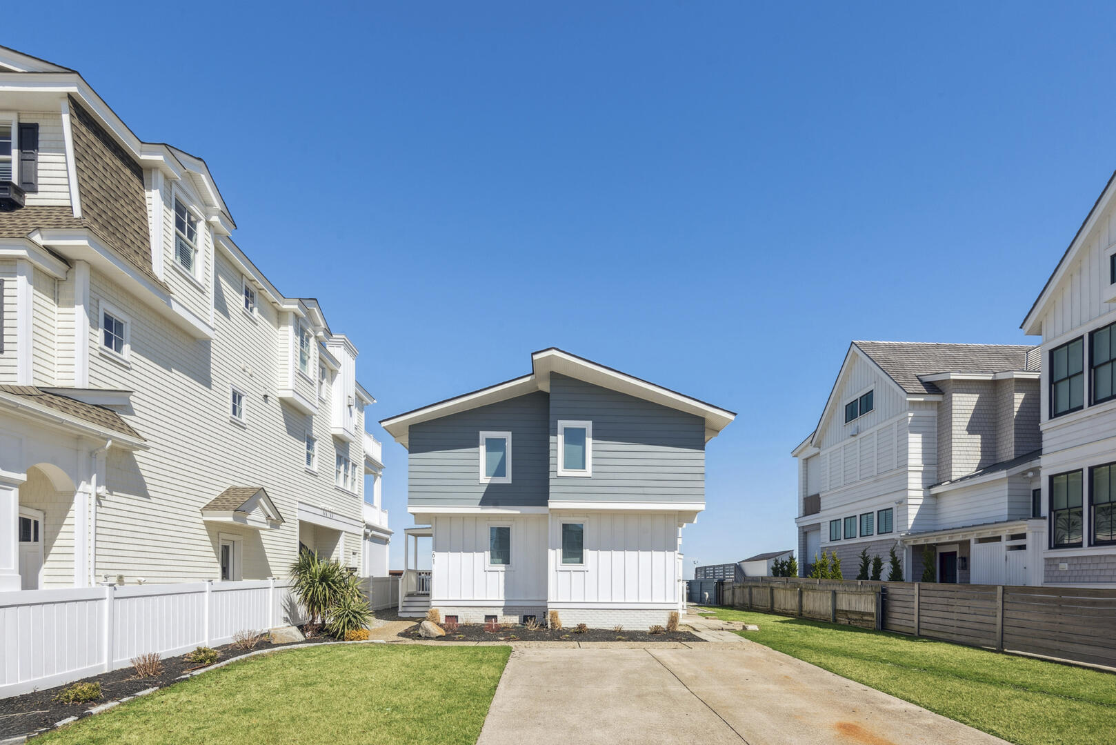 Long & Foster Vacation Rentals-61 N Inlet Drive-image-1