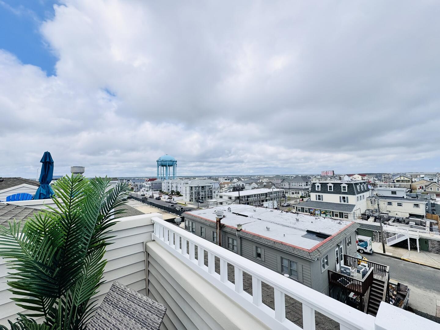 4009 Landis Avenue #2 | Sea Isle City, NJ | Long & Foster Vacation