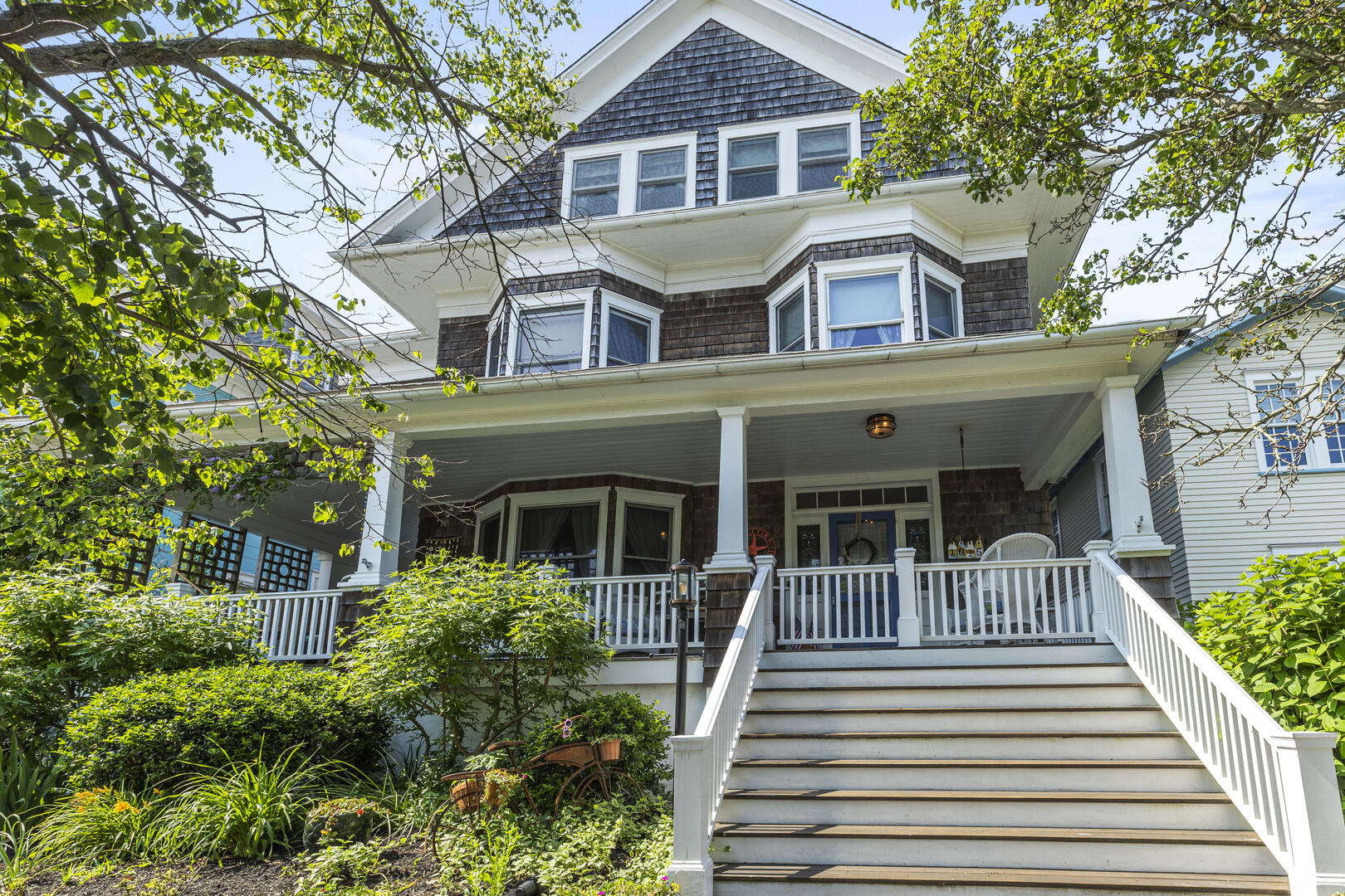 Long & Foster Vacation Rentals-1015 Stockton Ave-image-1