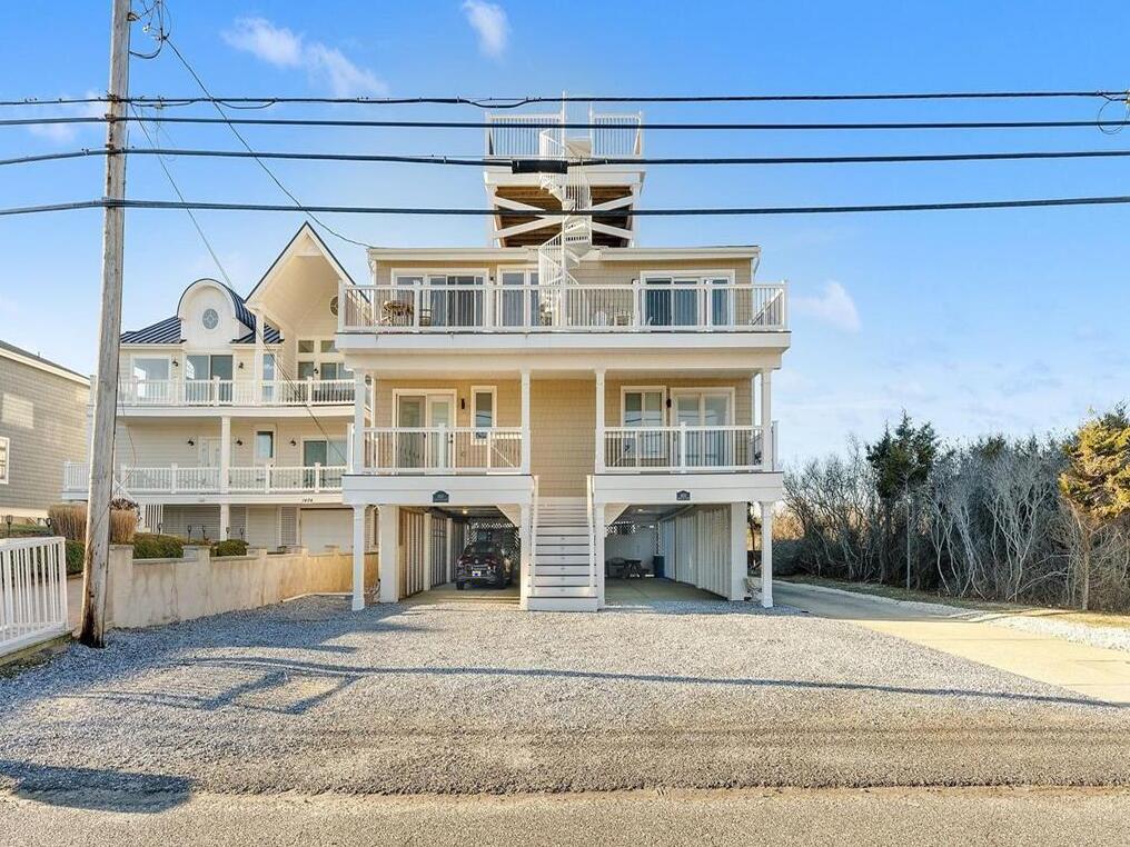 Long & Foster Vacation Rentals-1400 Landis Avenue South-image-1