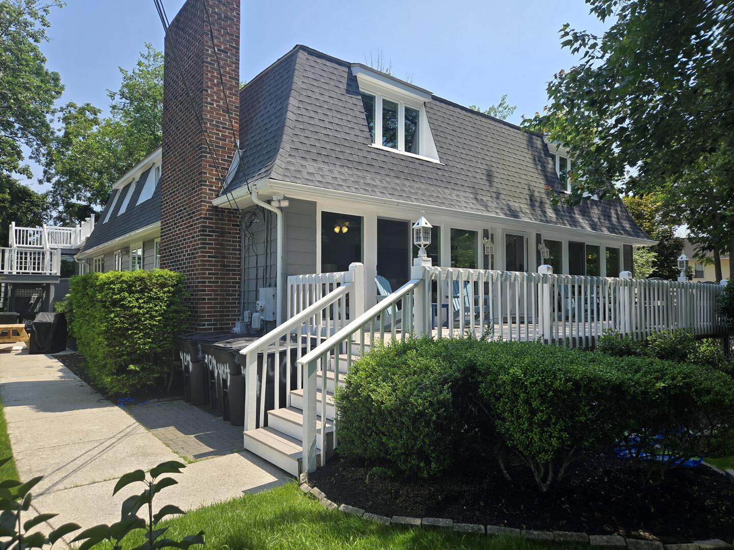 Long & Foster Vacation Rentals-404 Fourth Ave 2nd FL-image-1