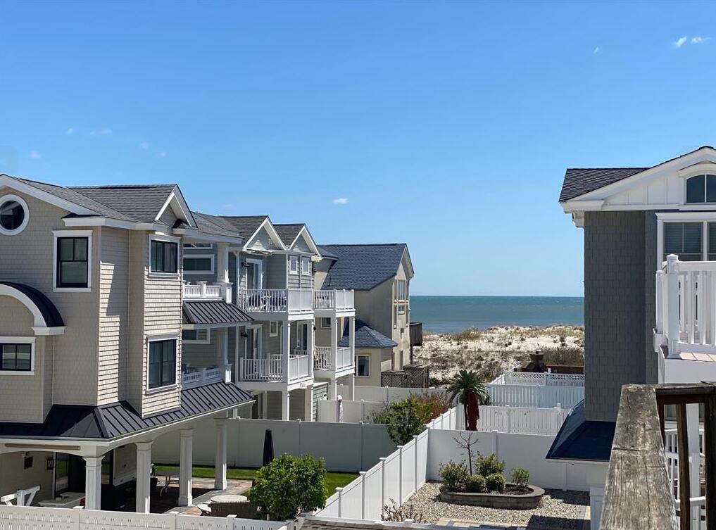 25 81st Street West | Sea Isle City, NJ | Long & Foster Vacation
