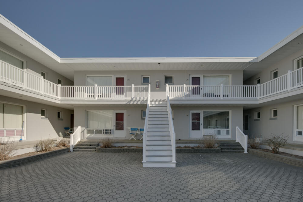 Long & Foster Vacation Rentals-9816 Second Avenue, Unit 13-image-1