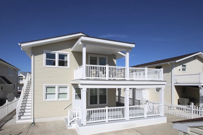 Long & Foster Vacation Rentals-34 E 27th Street, 2nd Floor-image-1