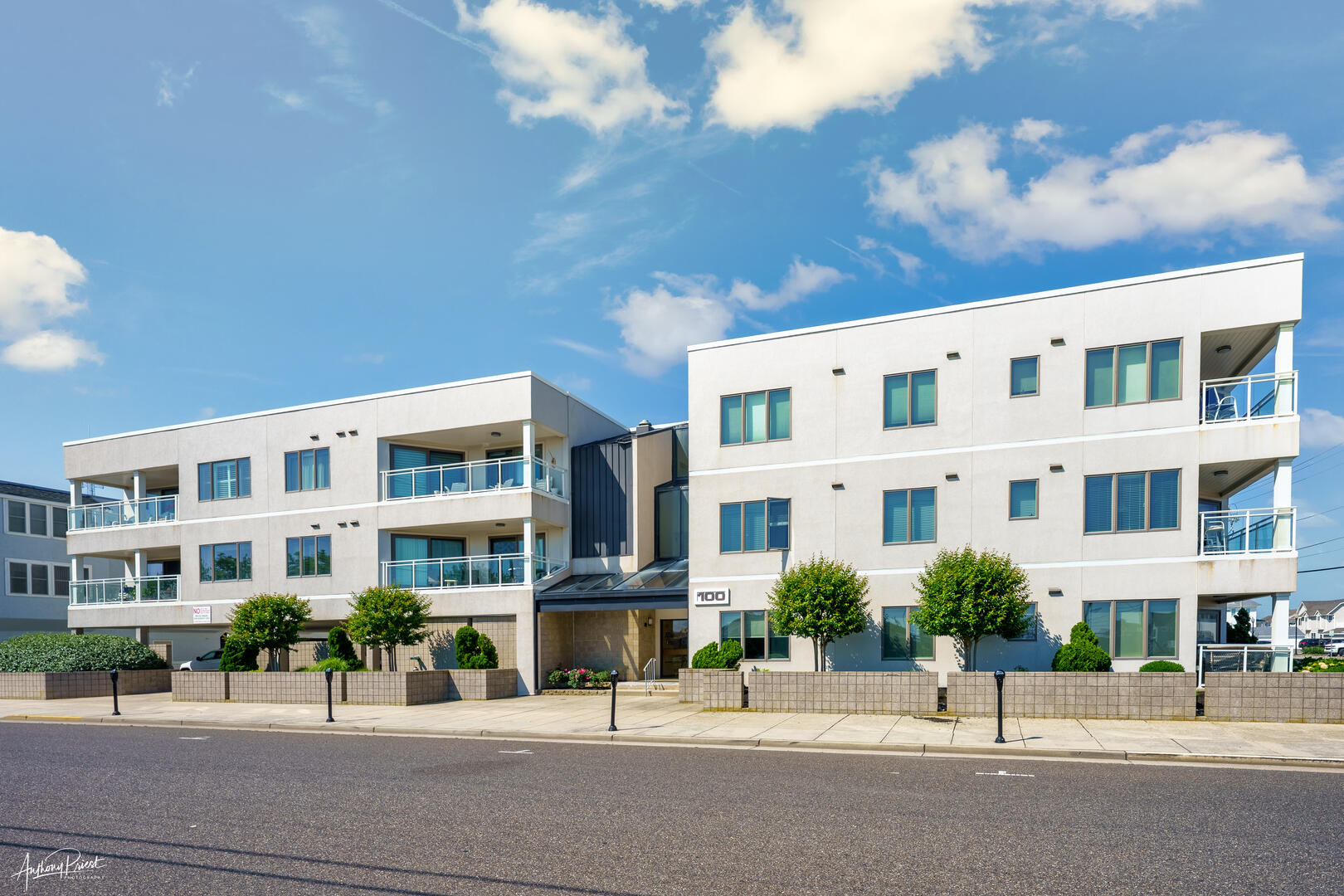 Long & Foster Vacation Rentals-100 96th Street, Unit 204-image-1