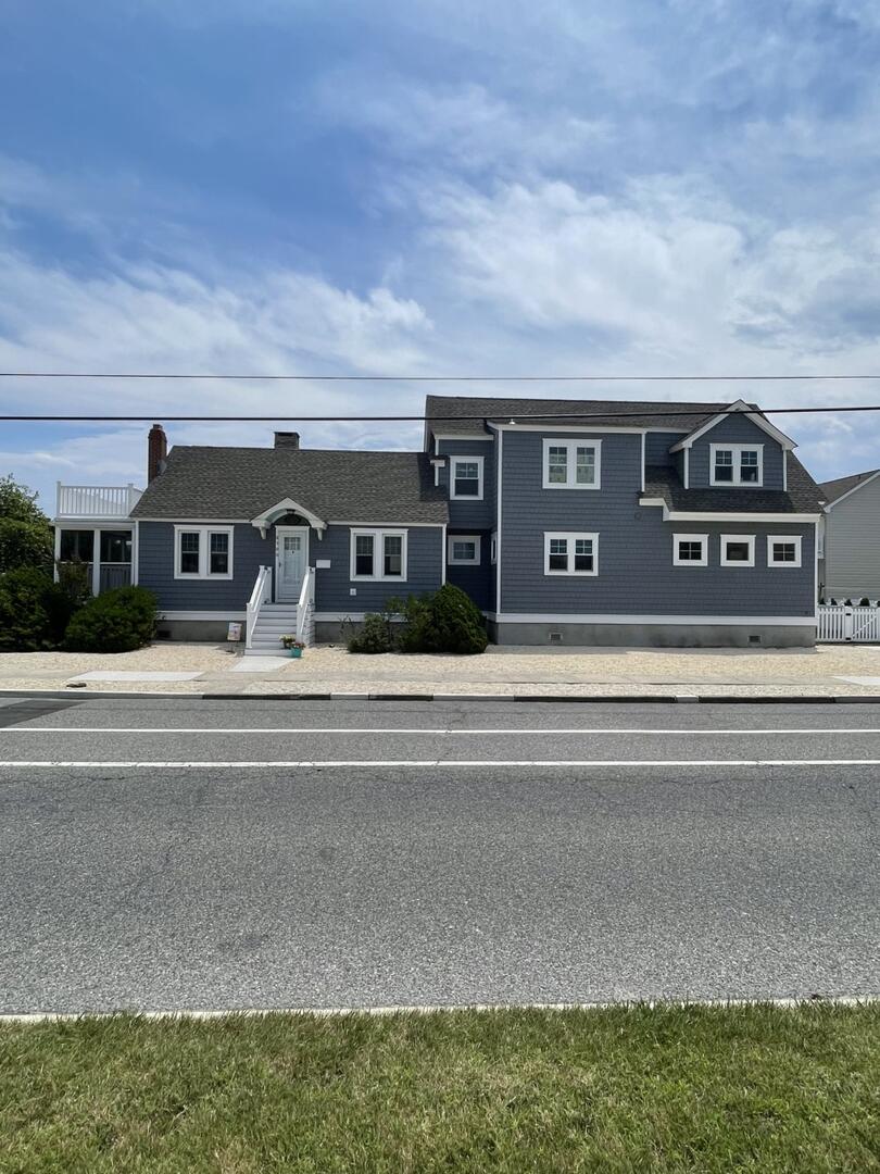 Long & Foster Vacation Rentals-8500 Second Avenue-image-1