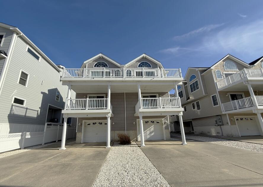 Long & Foster Vacation Rentals-4705 Central Avenue North-image-1