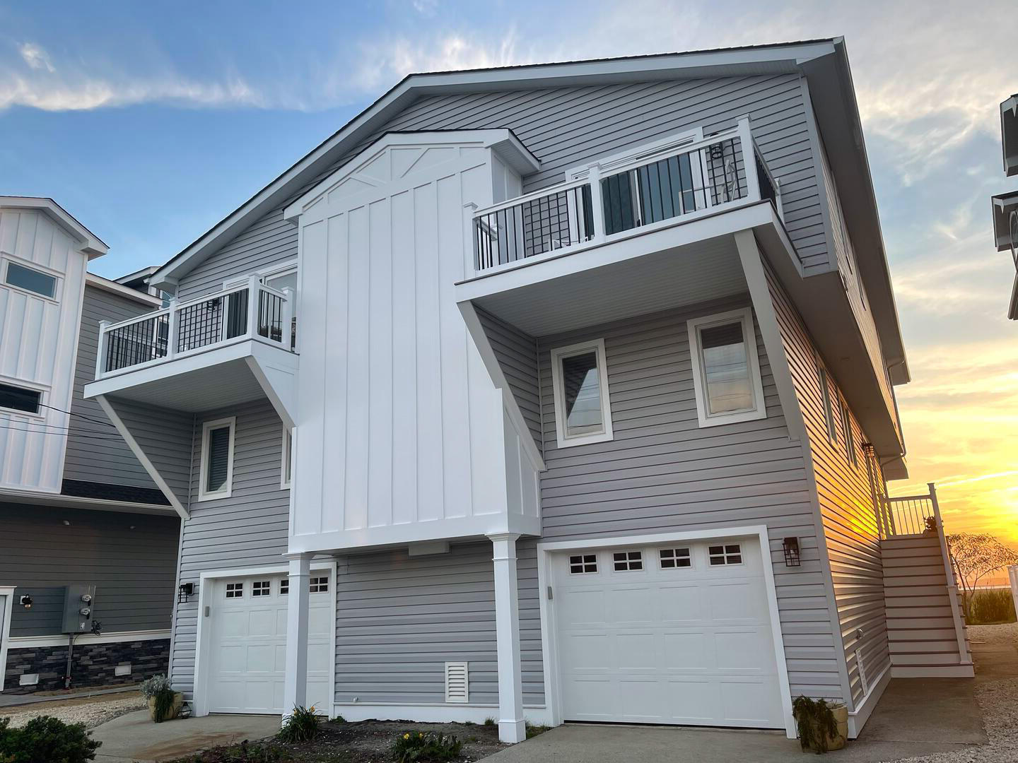 Long & Foster Vacation Rentals-7204 Central Ave North & South-image-1