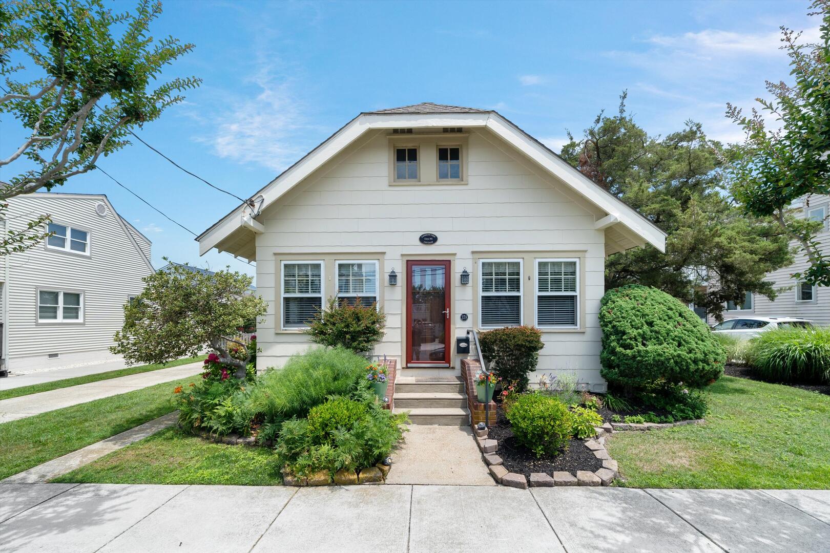 Long & Foster Vacation Rentals-378 95th Street-image-1