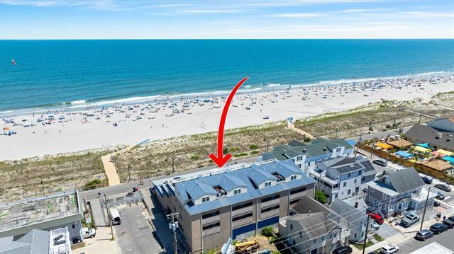 Long & Foster Vacation Rentals-4200 Boardwalk 103-image-1