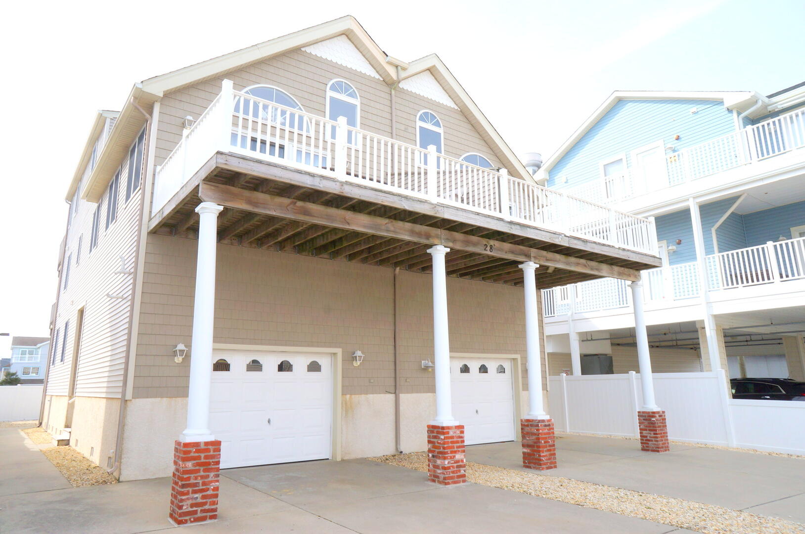 Long & Foster Vacation Rentals-28 46th Street East-image-1