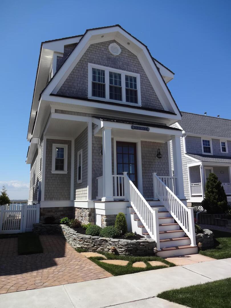 Long & Foster Vacation Rentals-8707 Sunset Drive-image-1