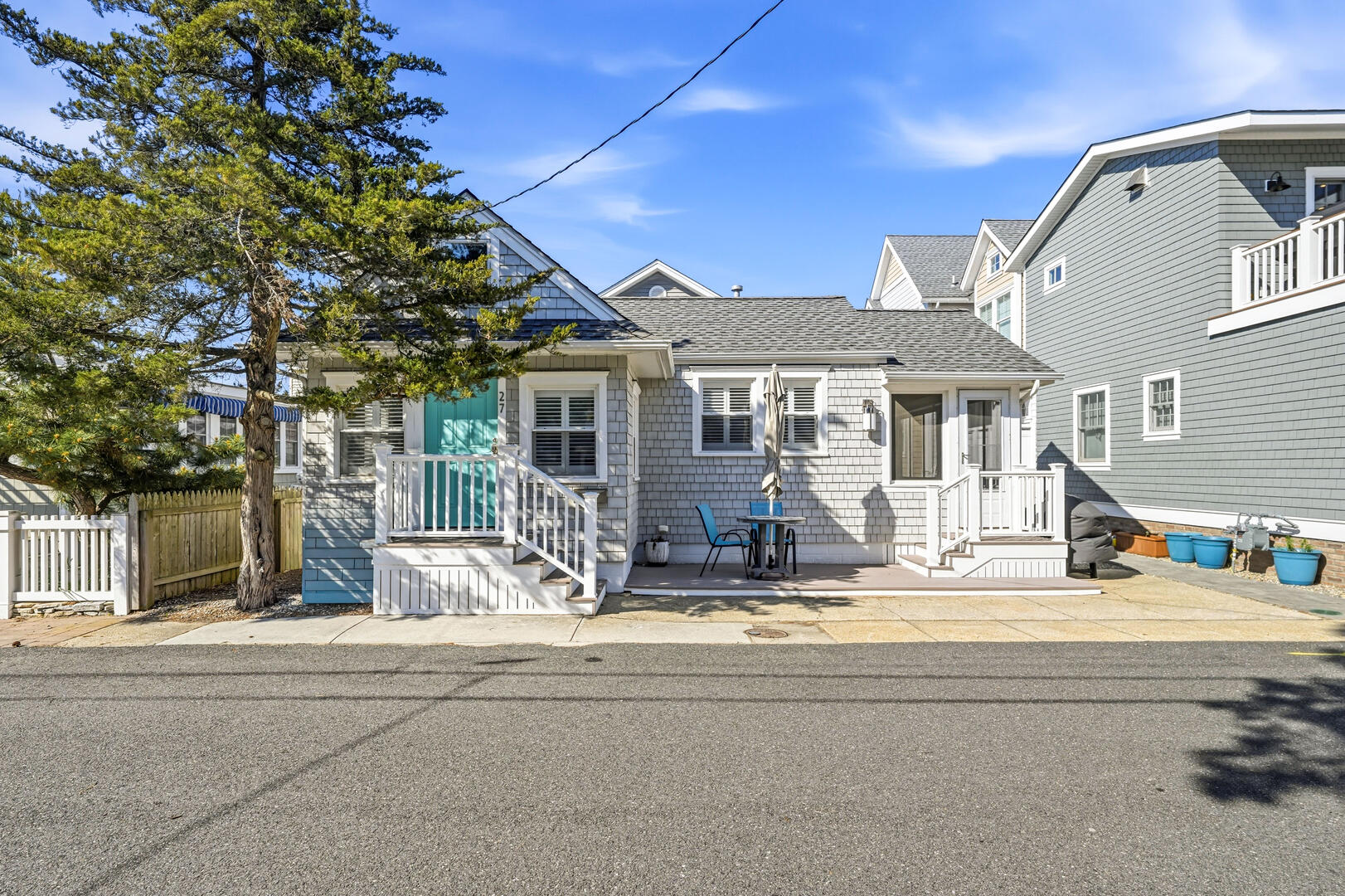 Long & Foster Vacation Rentals-27 Stone Court-image-1