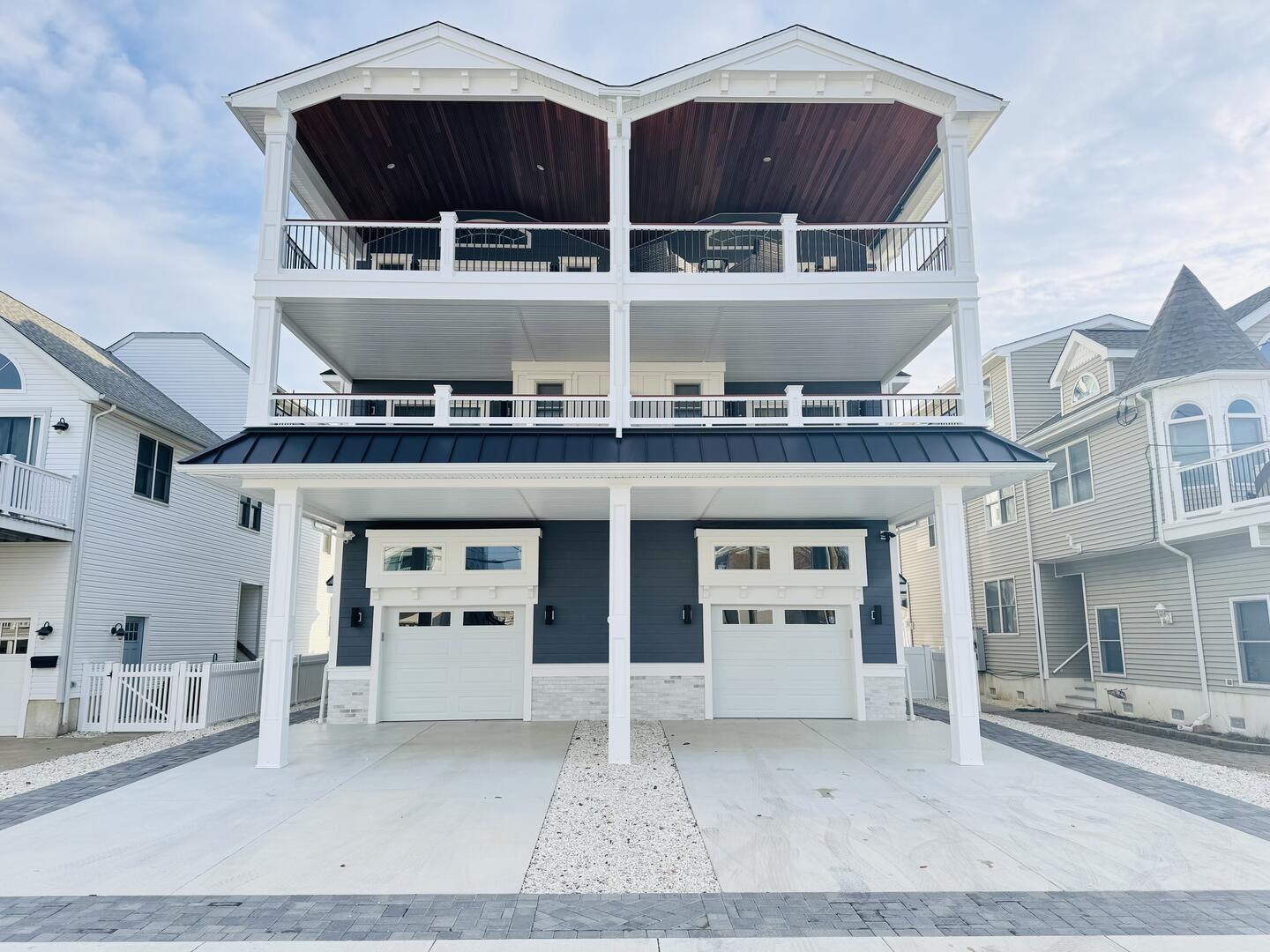 Long & Foster Vacation Rentals-126 81st Street West-image-1