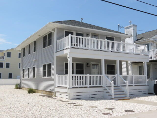 Long & Foster Vacation Rentals-24 E 26th Street, 2nd Fl-image-1