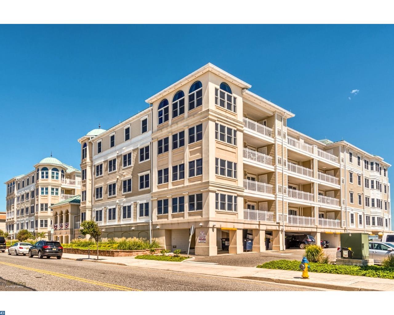 Long & Foster Vacation Rentals-101 W Spruce Avenue, #106-image-1