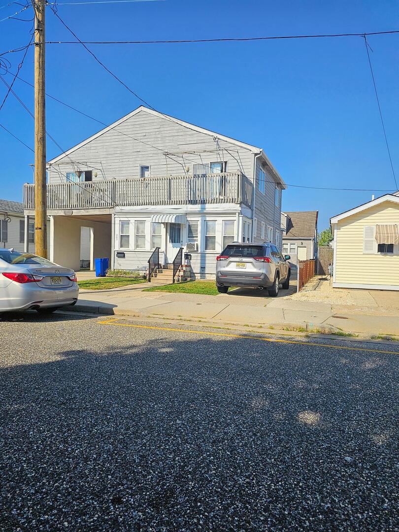 Long & Foster Vacation Rentals-203 W 21st Ave. - Front (1st Floor)-image-1