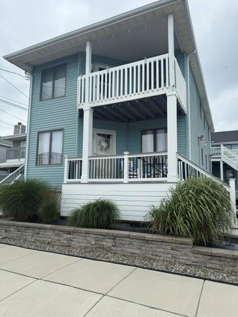 Long & Foster Vacation Rentals-401 W Hildreth Ave. UNIT 1-image-1