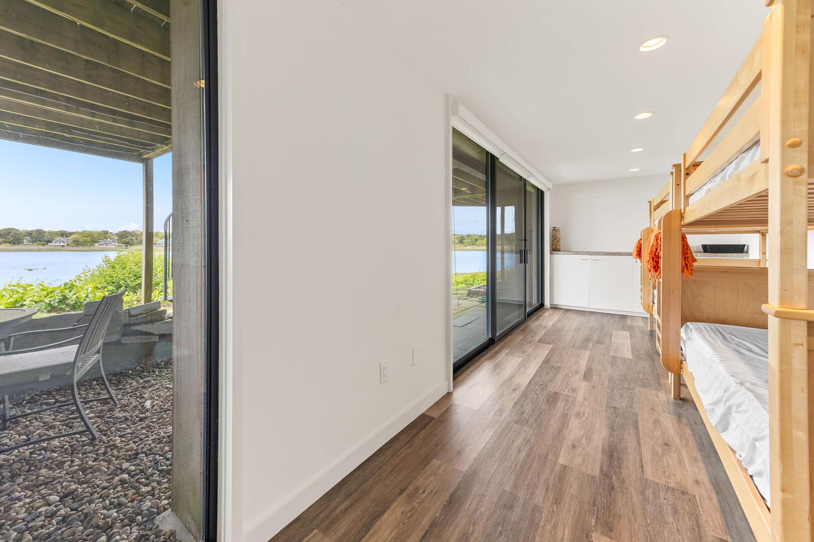 photo 61 rental 16286