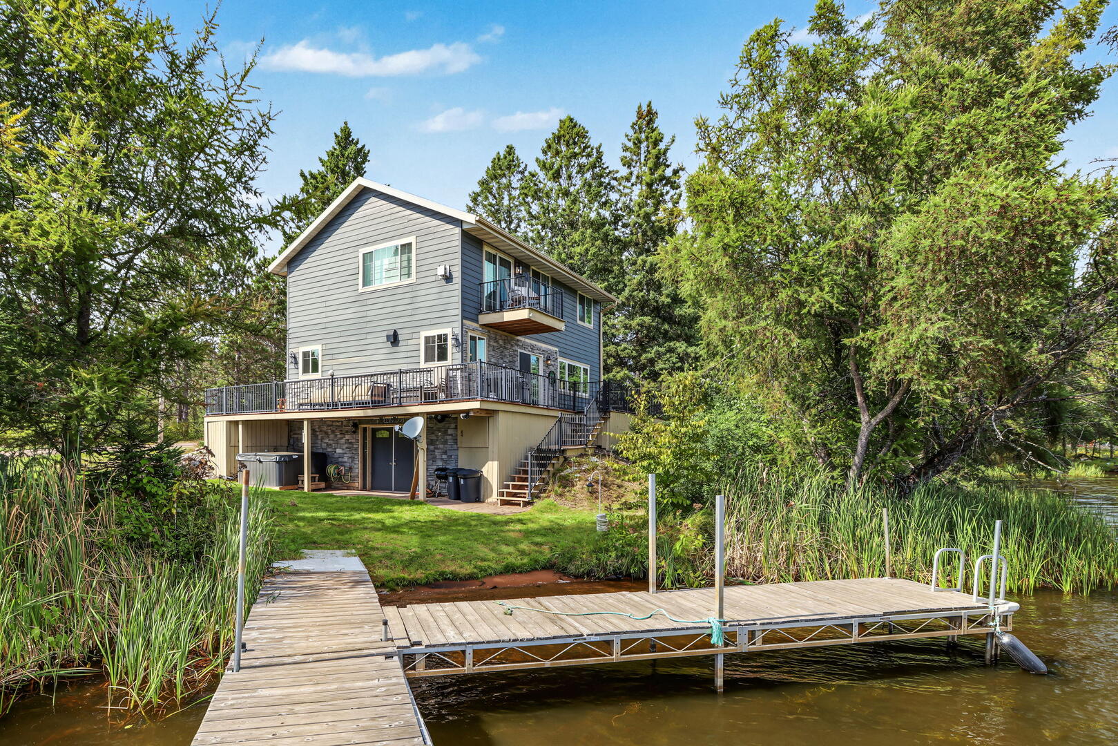 Winter Lakeside Lodge-8675