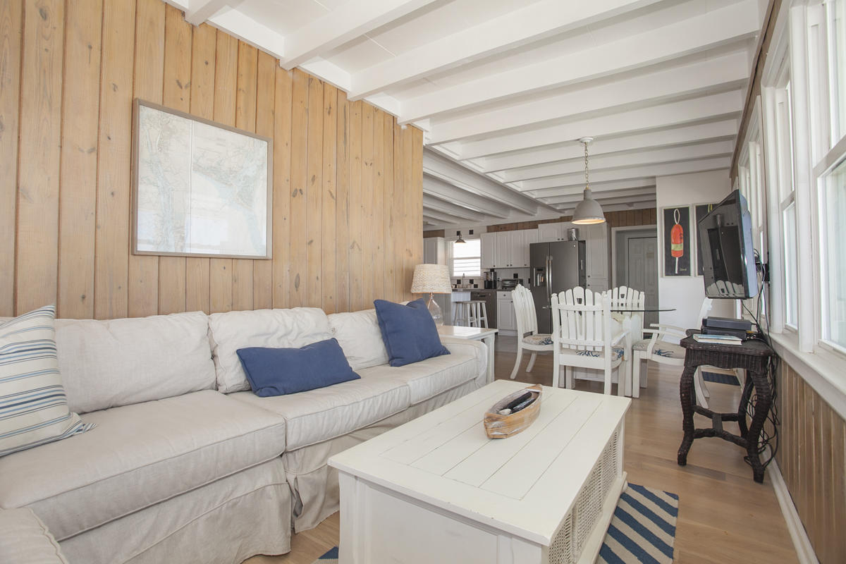 Summer House | Margaret Rudd Associates