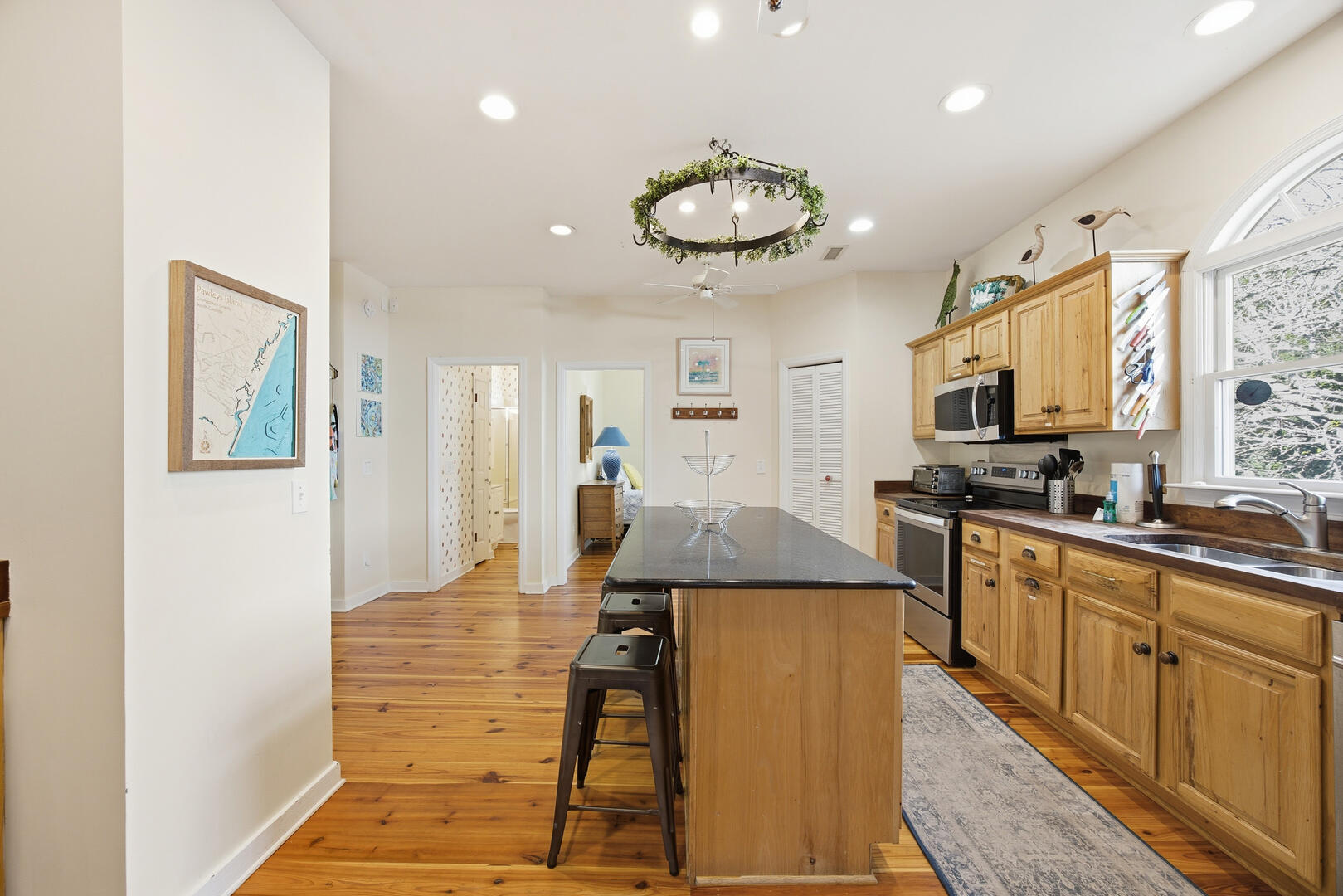 Beach Bones | Photo 17