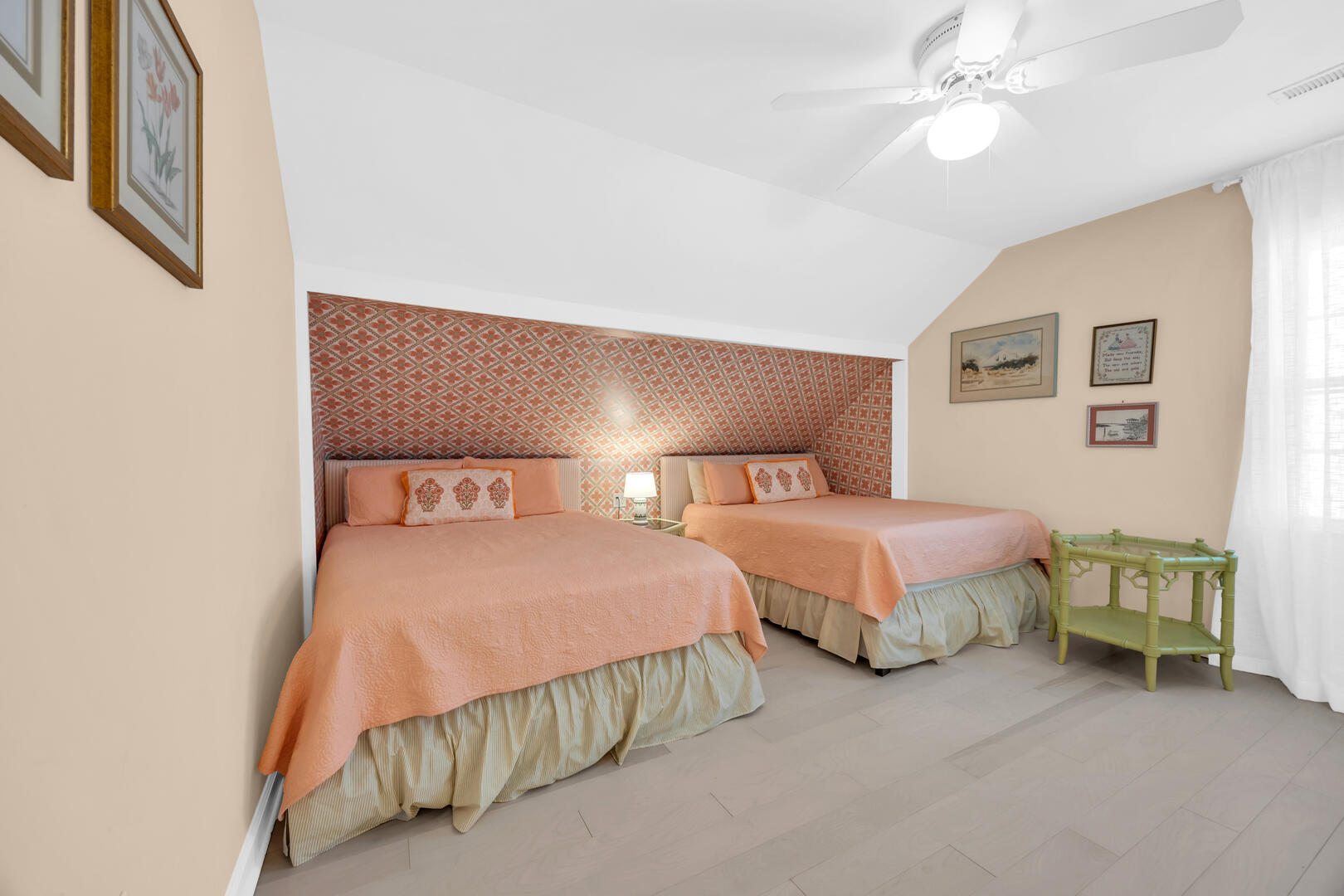 House of Mirth | Photo 29