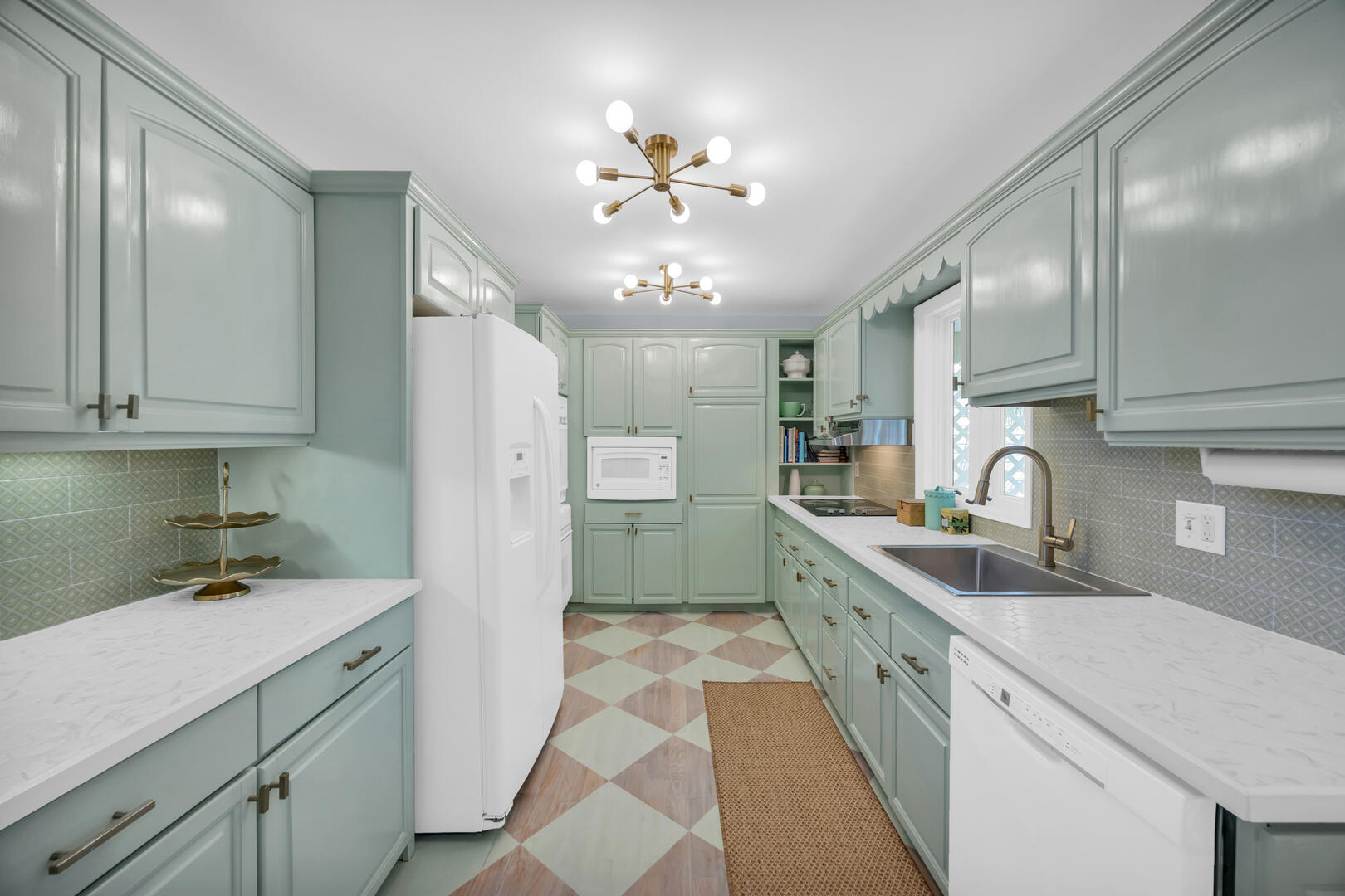 House of Mirth | Photo 6