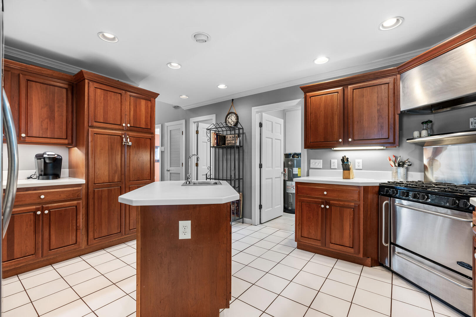 Alie House | Photo 13