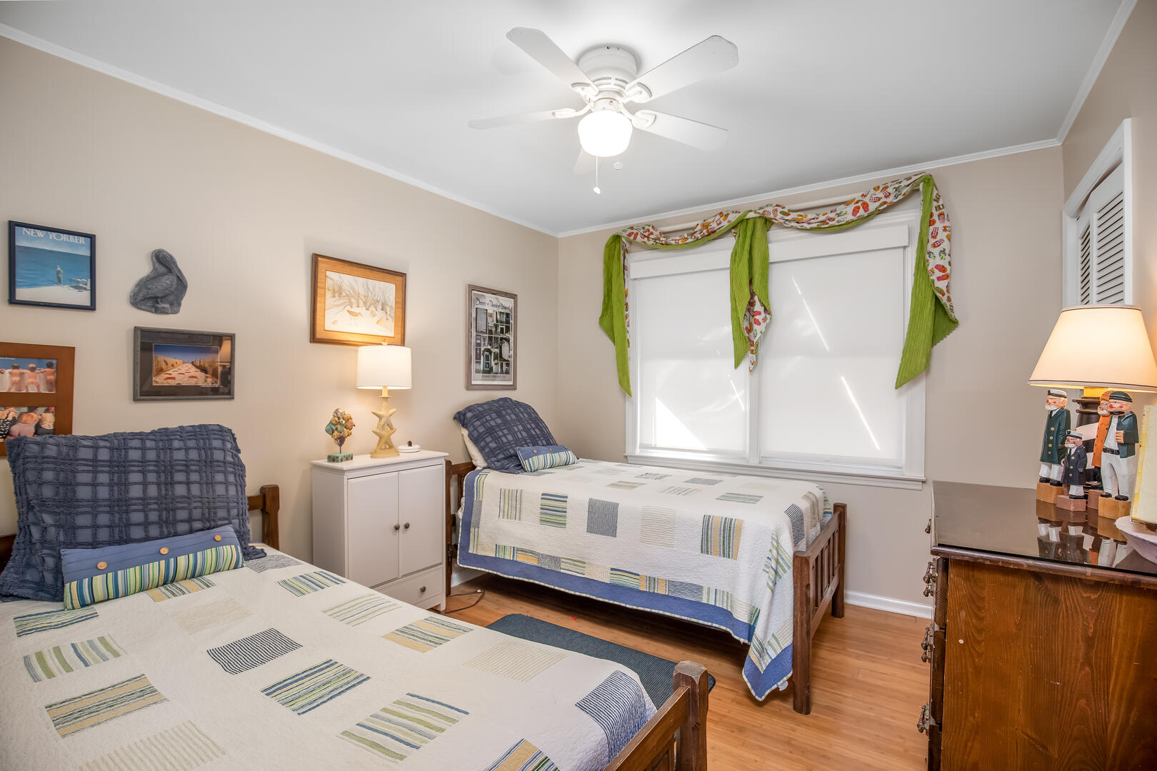 Clacking Oyster | Photo 16