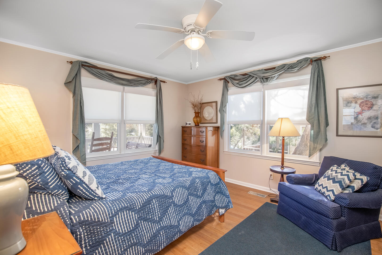 Clacking Oyster | Photo 12