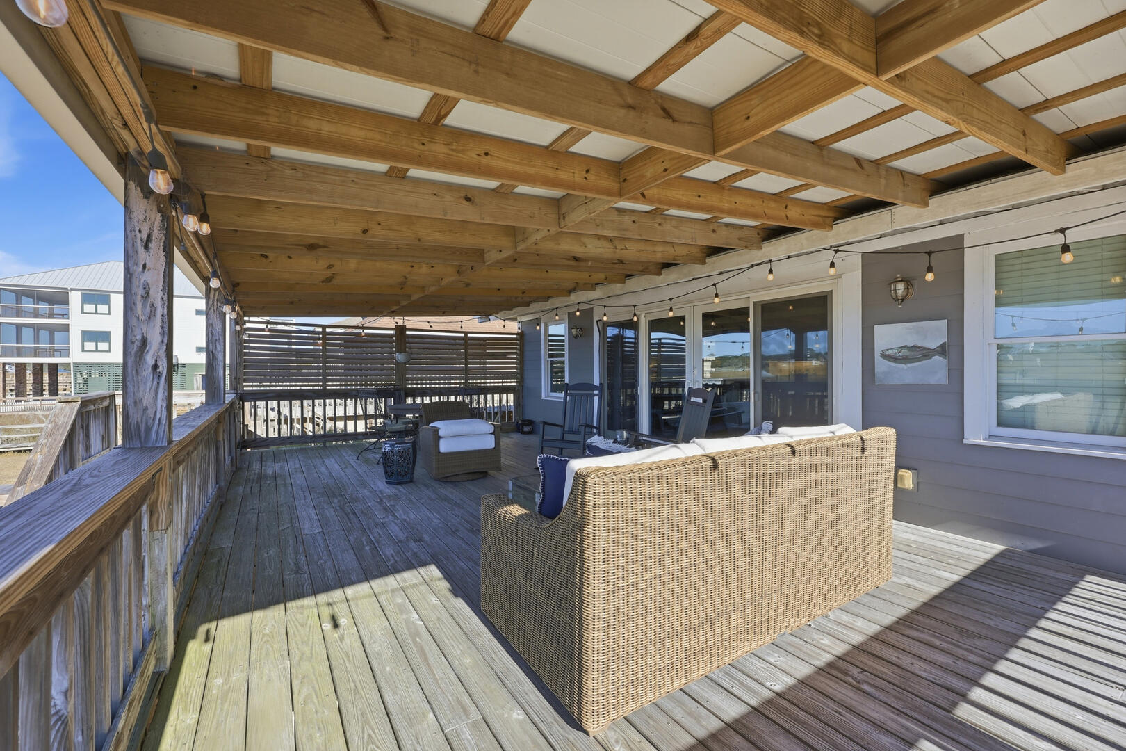 Back of the Moon | Photo 25