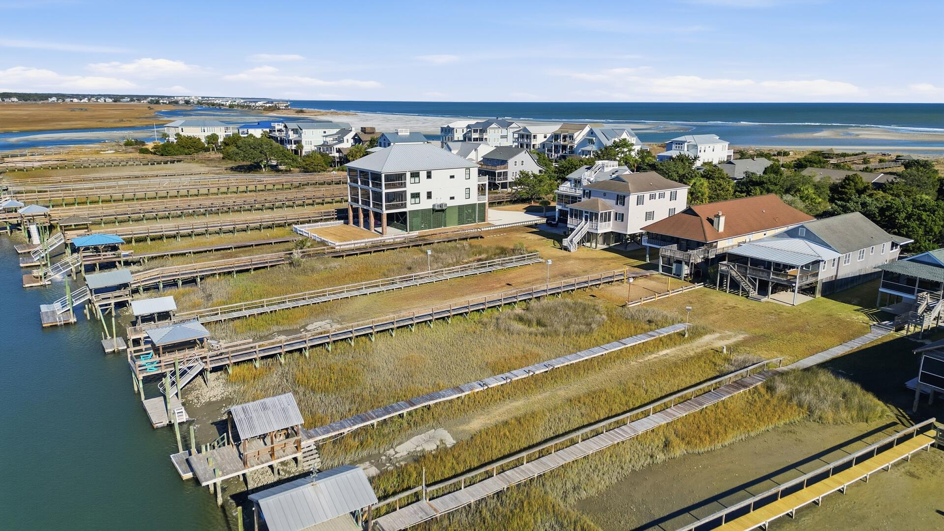 Back of the Moon | Photo 35