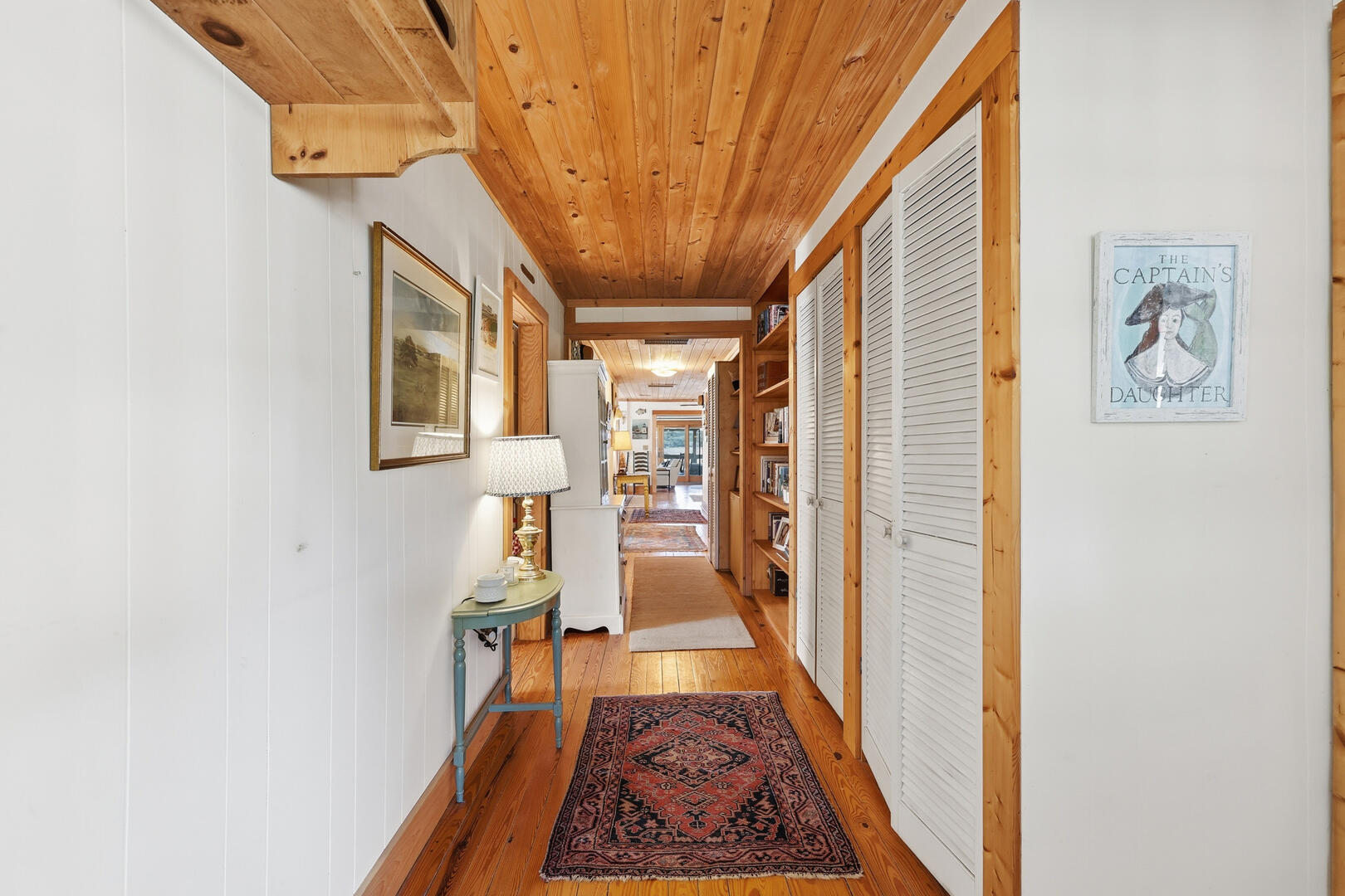 Back of the Moon | Photo 5