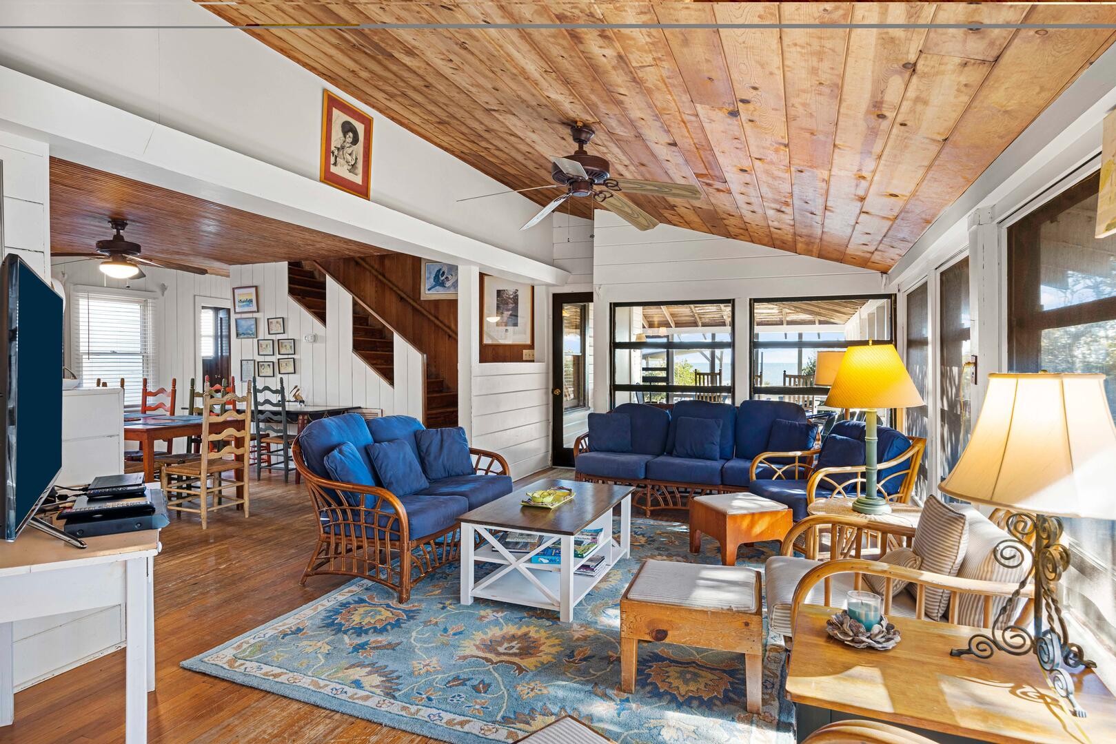 Otis Beach | Photo 408