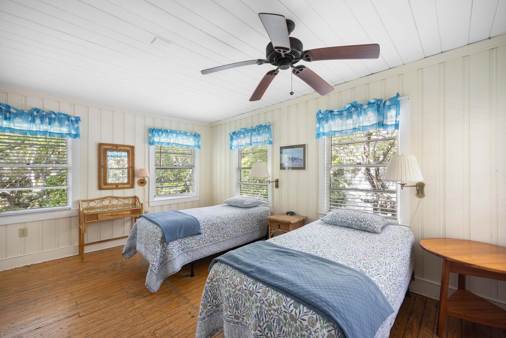 Otis Beach | Photo 465