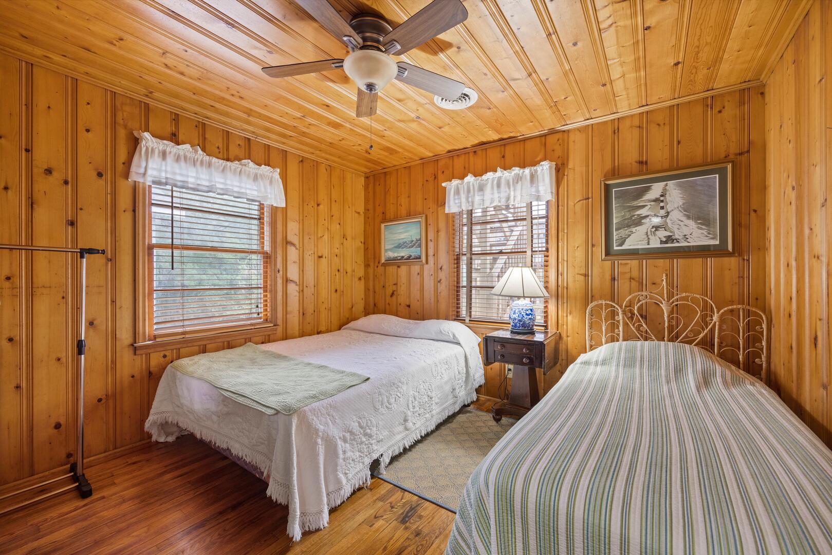 Todd House | Photo 21