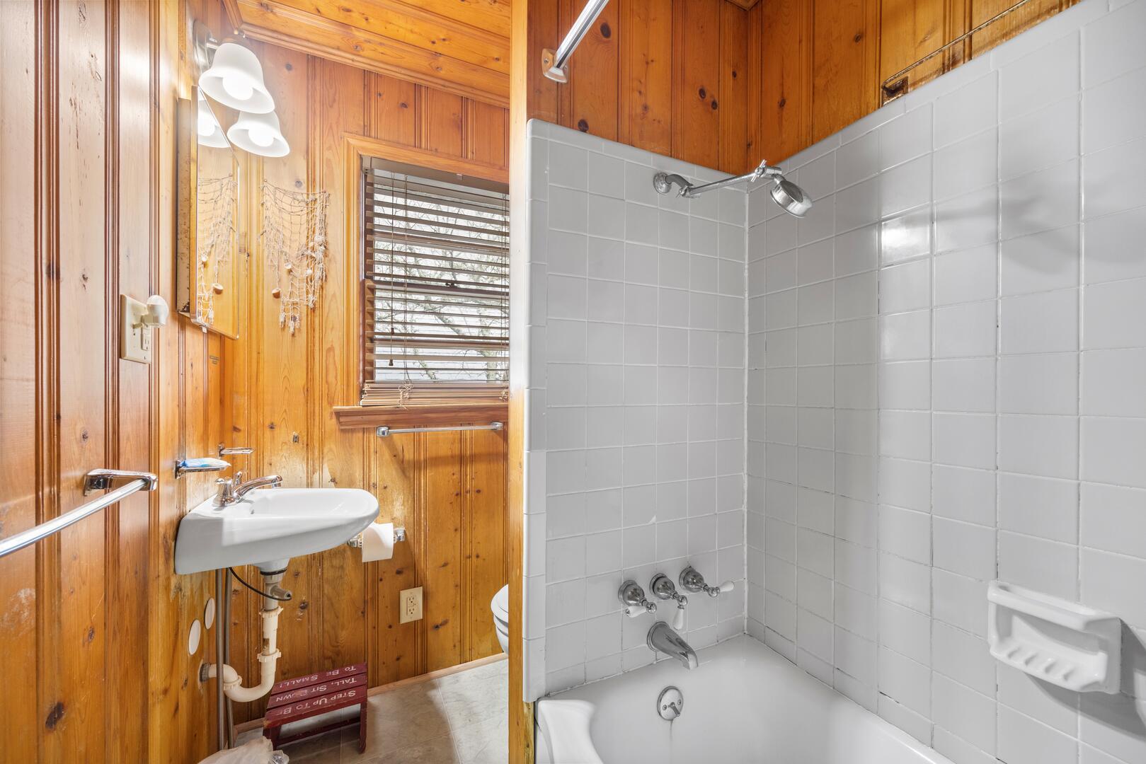 Todd House | Photo 16