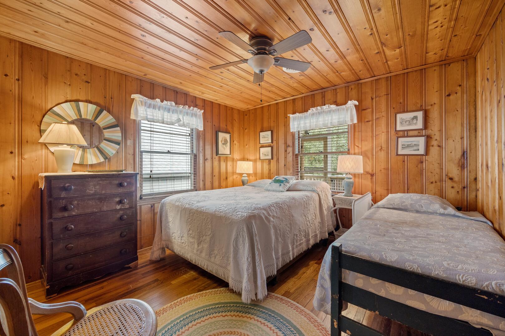 Todd House | Photo 15