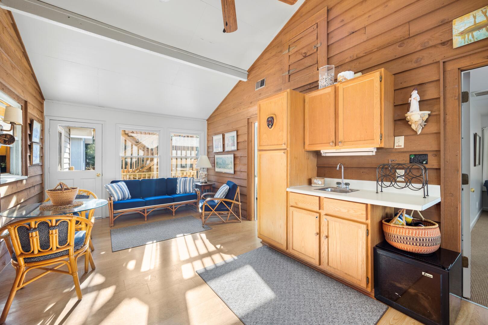 Todd House | Photo 24